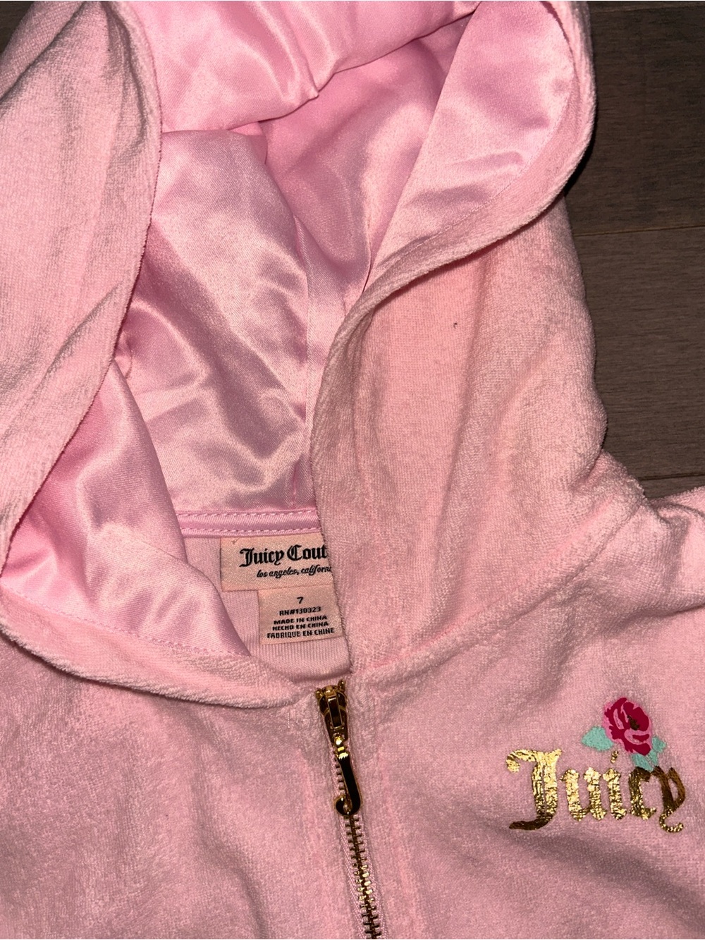 Juicy Couture Pink Hooded Short Set - Picture 3 of 3